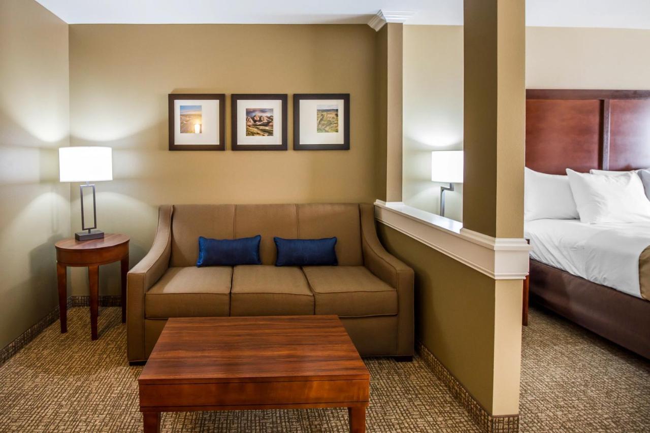 Comfort Inn & Suites Mandan - Bismarck Kültér fotó