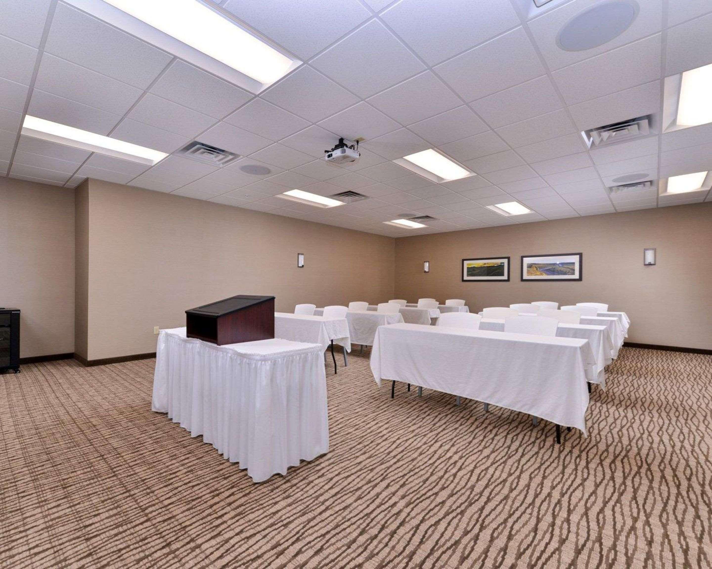 Comfort Inn & Suites Mandan - Bismarck Kültér fotó